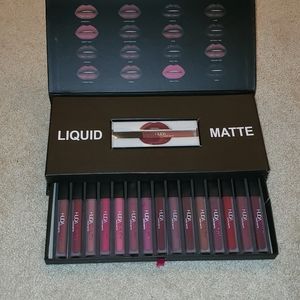 Huda beauty liquid matte lipstick vault